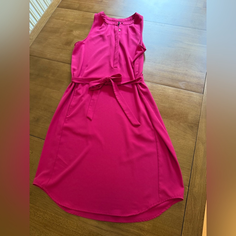 Banana Republic Elegant Pink Sleeveless Dress with pockets size 4 EUC